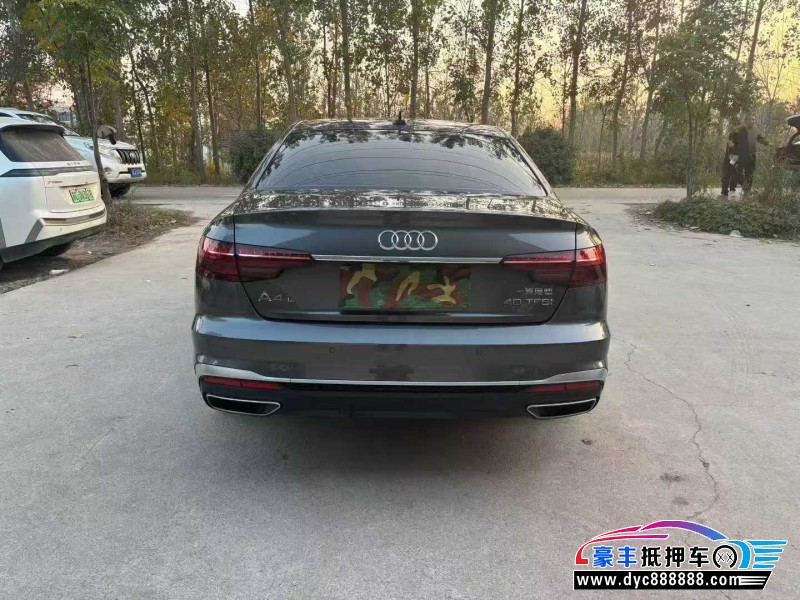 24年奥迪A4L轿车抵押车出售