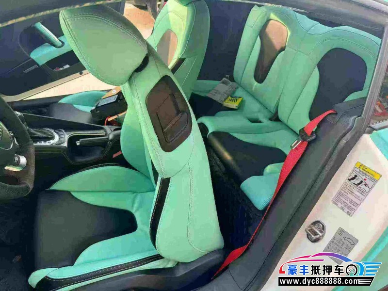 11年奥迪TT轿车抵押车出售