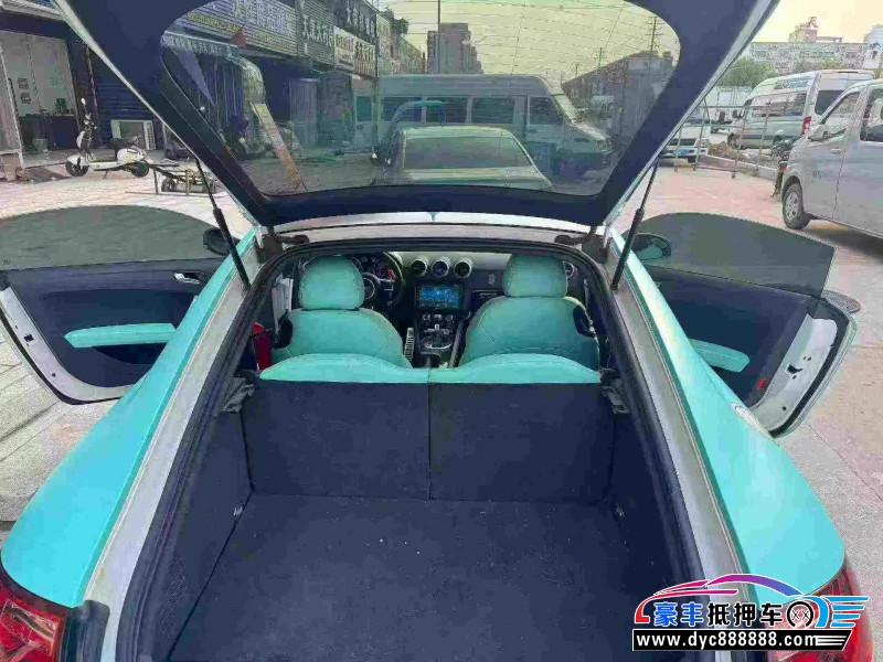 11年奥迪TT轿车抵押车出售