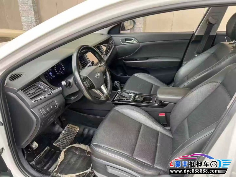 17年现代名图轿车抵押车出售