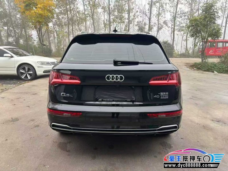 20年奥迪Q5轿车抵押车出售