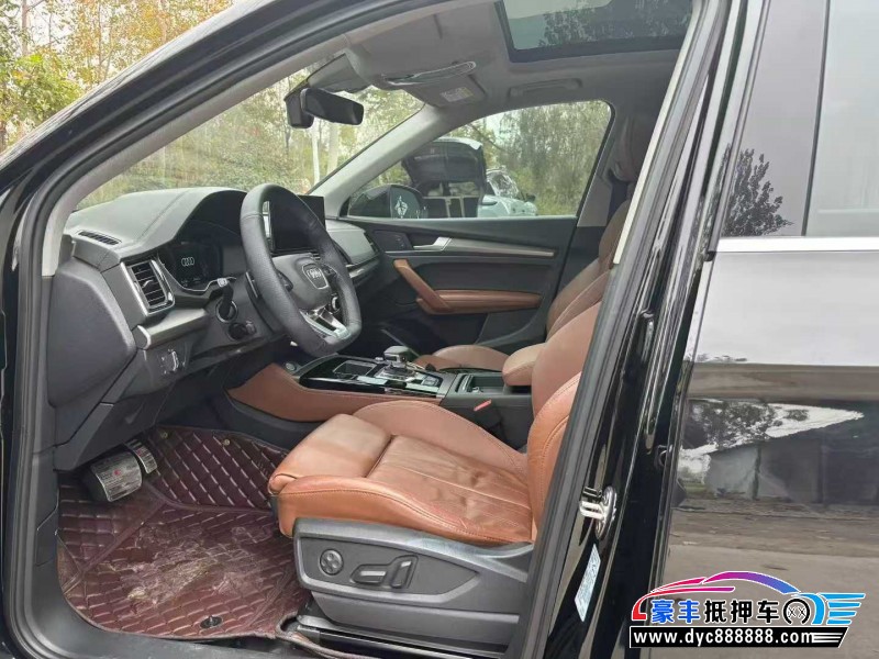 21年奥迪Q5轿车抵押车出售
