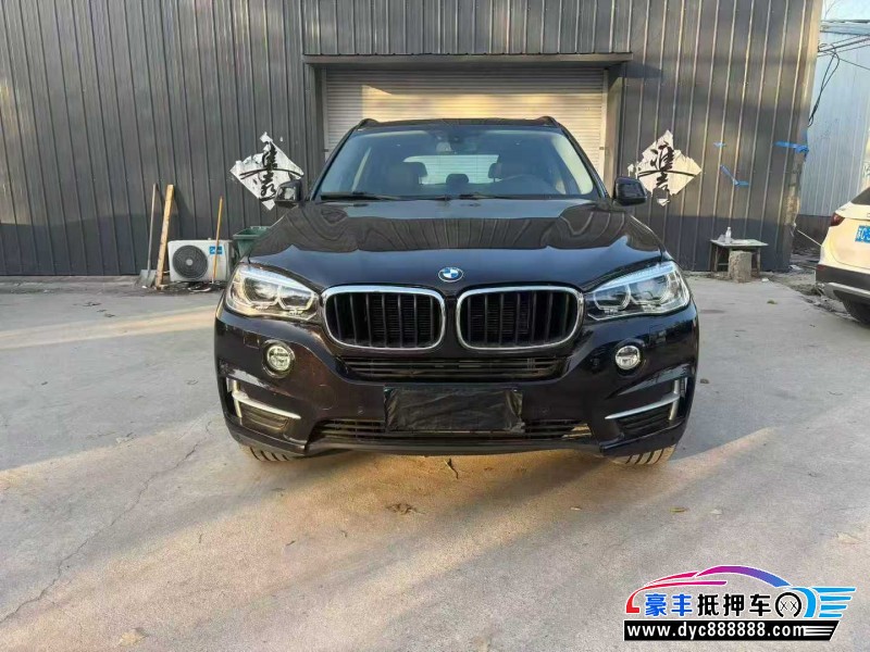 抵押车出售16年宝马X5轿车