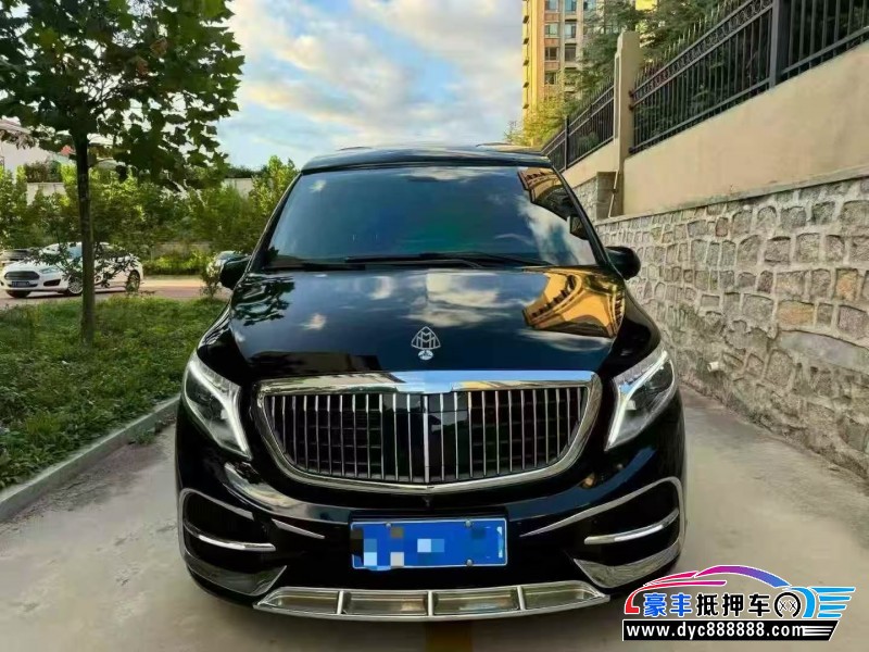 17年奔驰威霆轿车抵押车出售