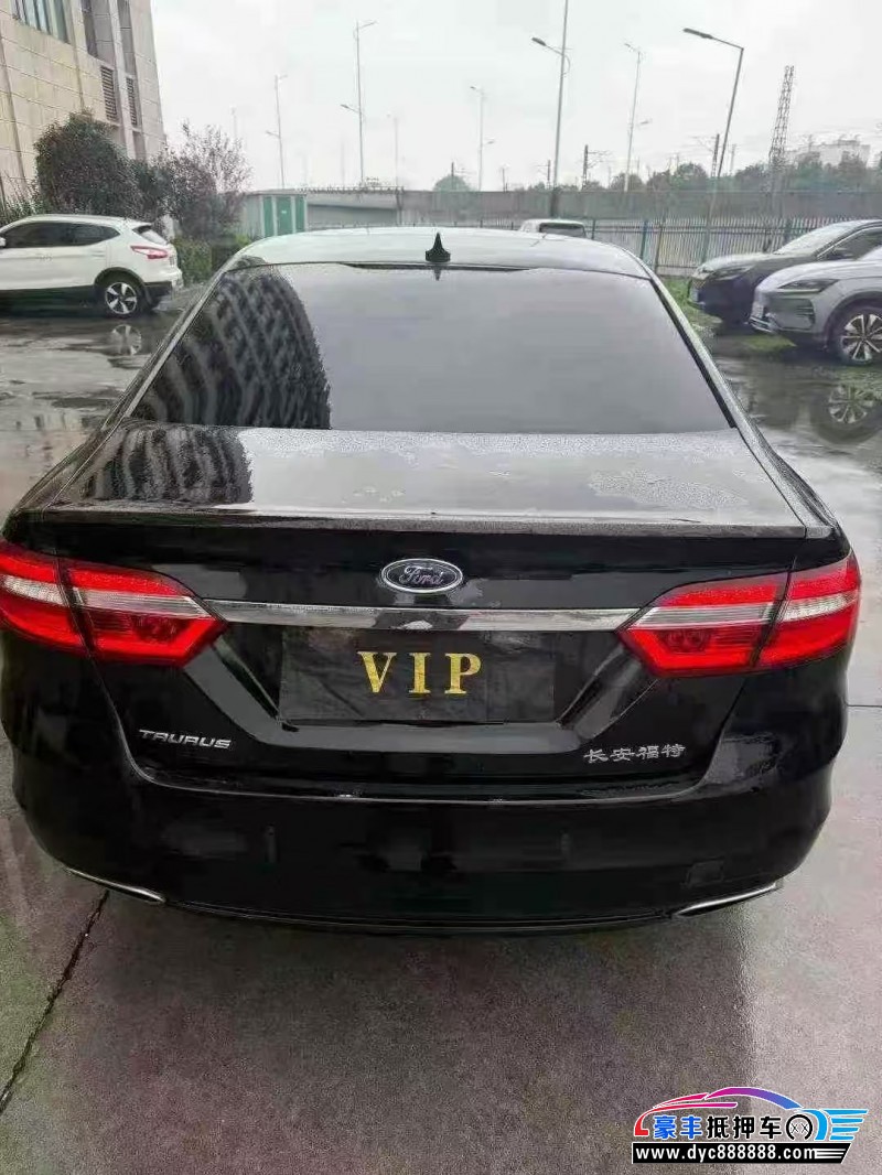 17年福特金牛座轿车抵押车出售