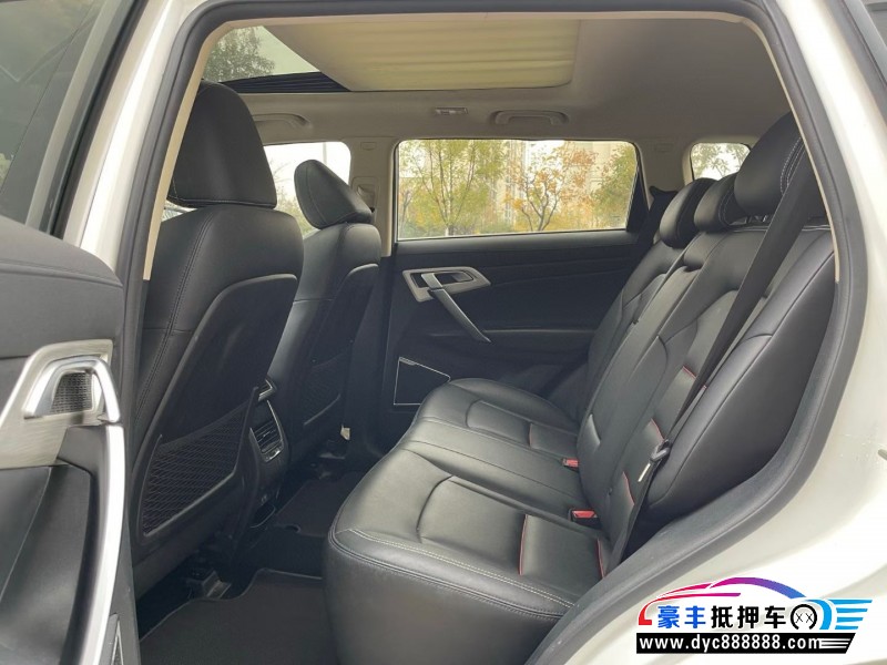 19年吉利博越轿车抵押车出售