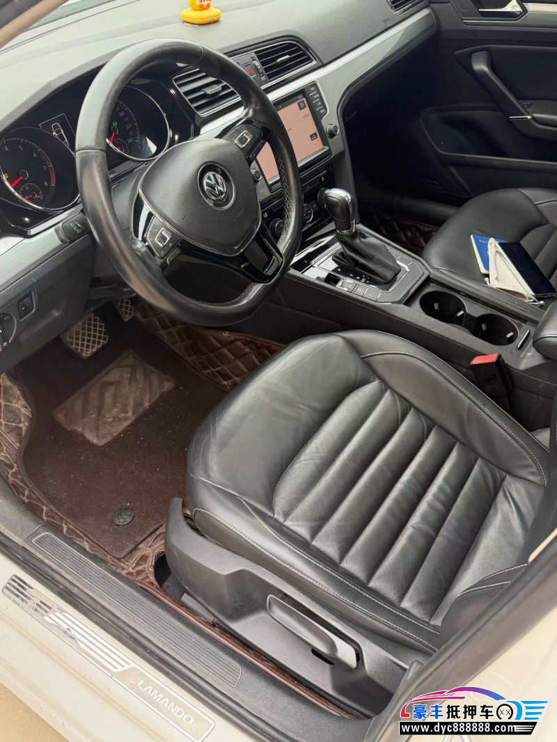 17年大众凌渡轿车抵押车出售