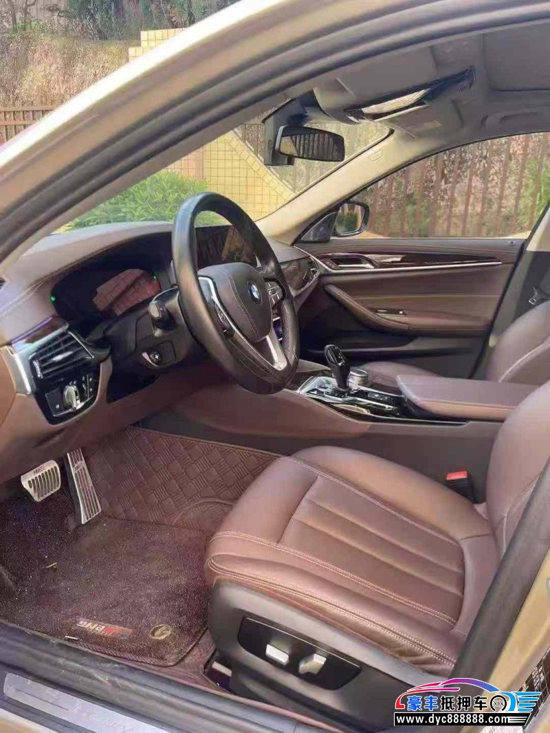 20年宝马5系轿车抵押车出售