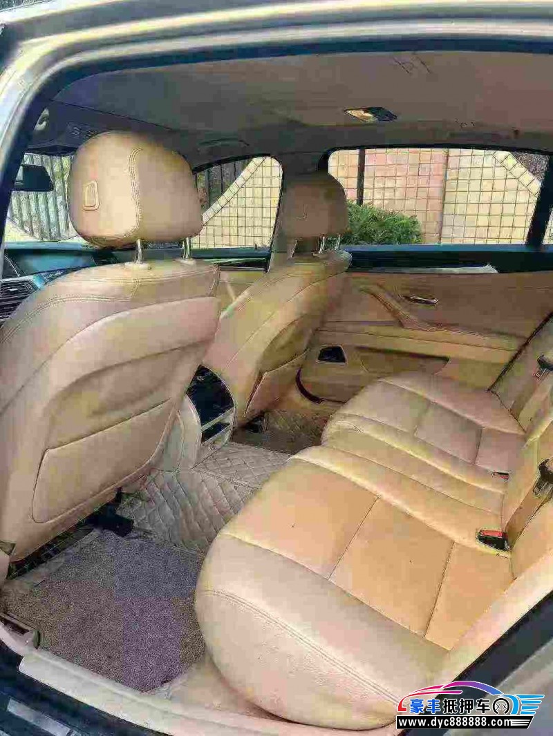 14年宝马5系轿车抵押车出售