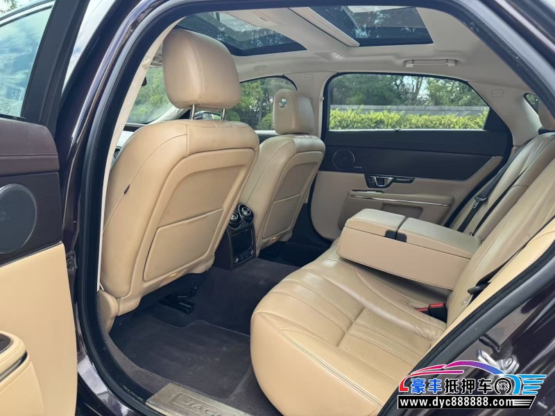 16年捷豹XJL轿车抵押车出售