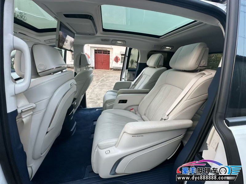 24年别克GL8轿车抵押车出售