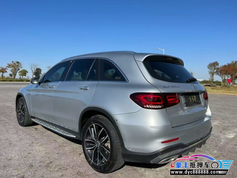 21年奔驰GLC轿车抵押车出售