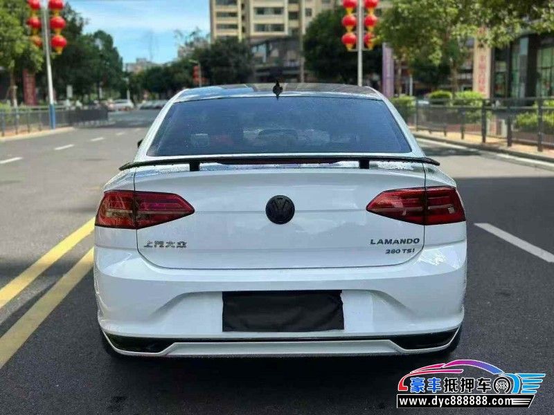 22年大众凌渡轿车抵押车出售