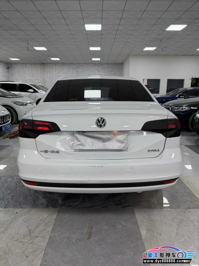 20年大众宝来轿车抵押车出售