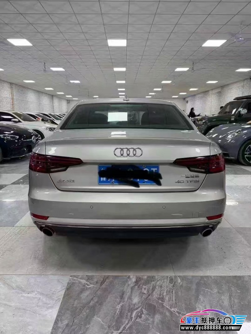 18年奥迪A4L轿车抵押车出售