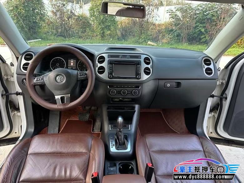 14年大众途观轿车抵押车出售