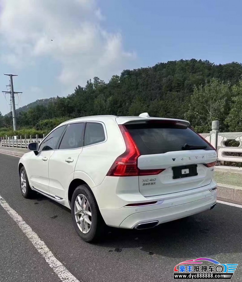 20年沃尔沃XC60轿车抵押车出售