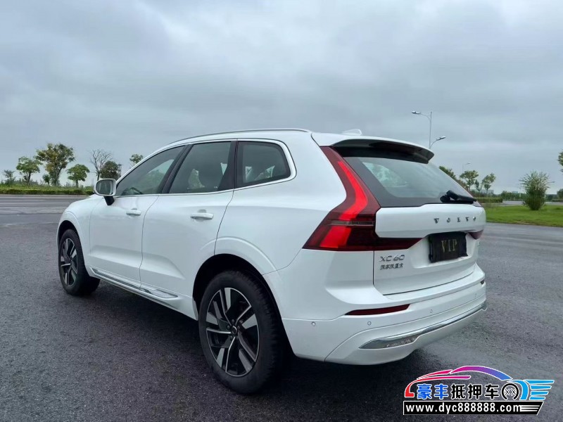 25年沃尔沃XC60轿车抵押车出售