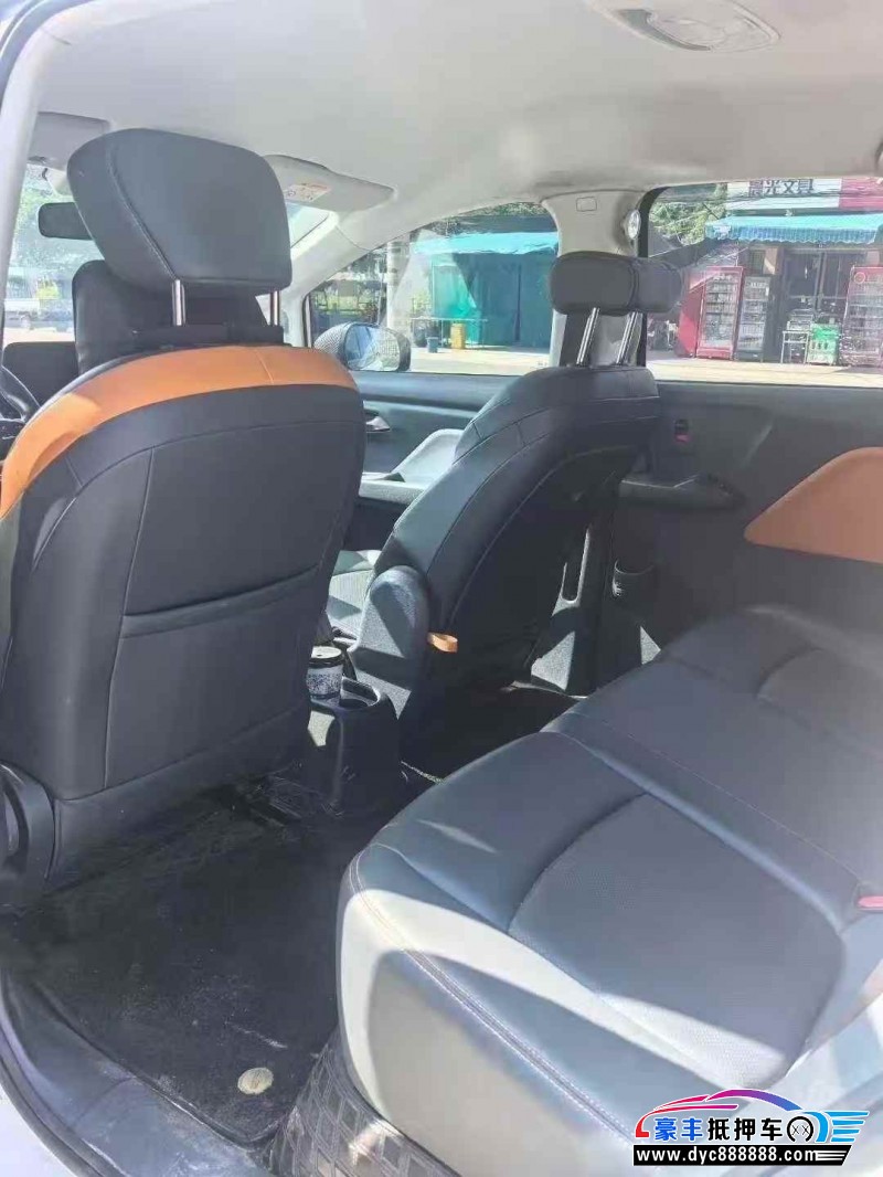 22年奔腾奔腾NAT轿车抵押车出售