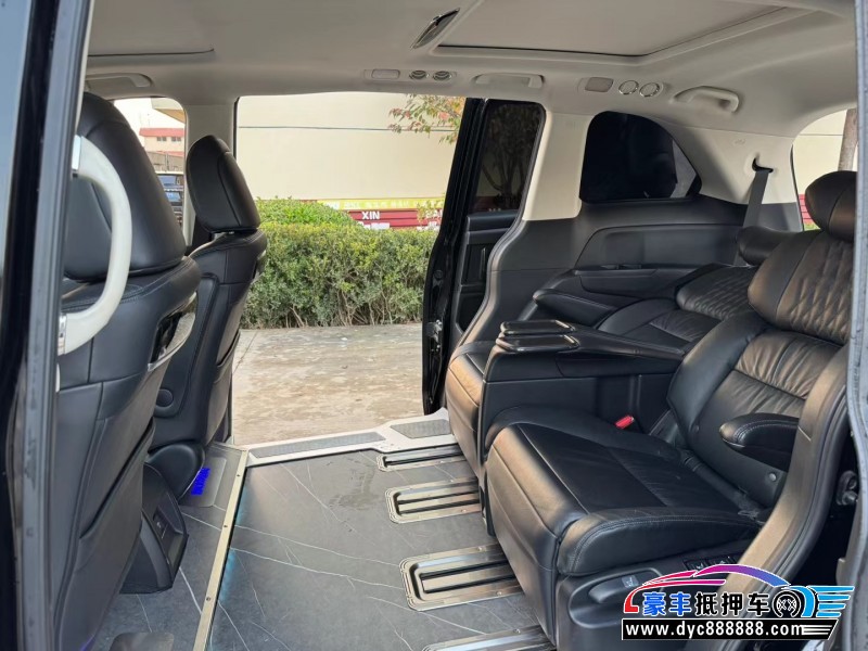 23年本田艾力绅轿车抵押车出售