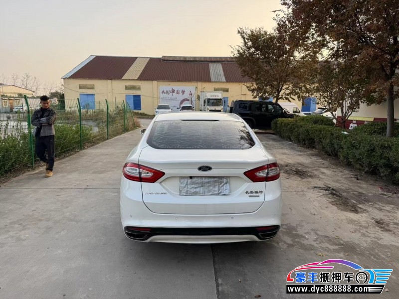 15年福特蒙迪欧轿车抵押车出售