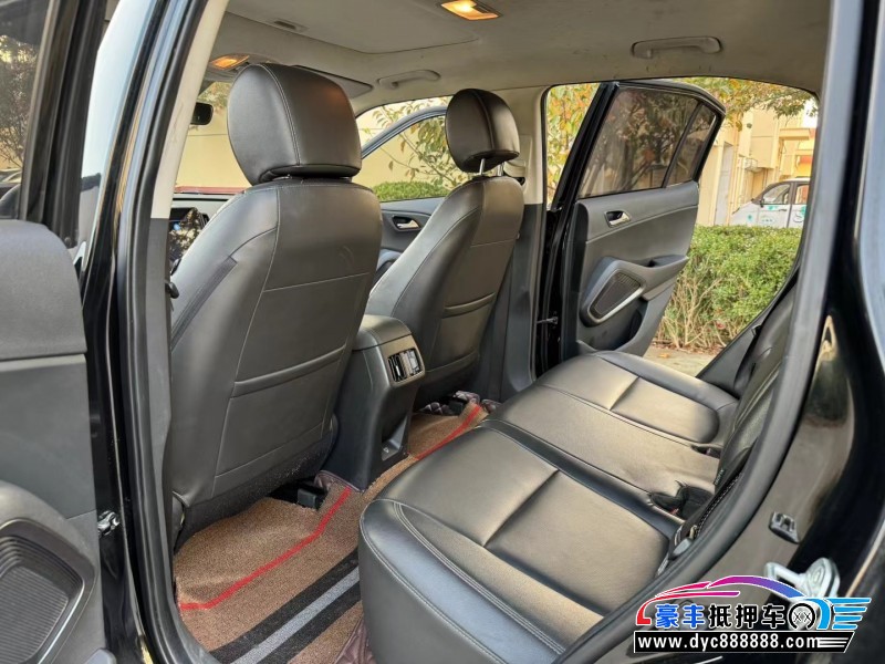 21年现代ix35轿车抵押车出售