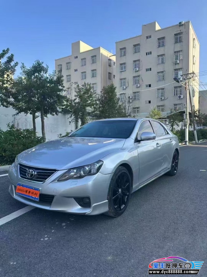 13年丰田锐志轿车抵押车出售