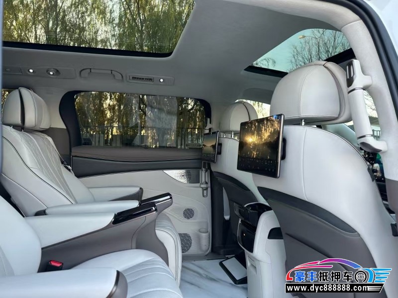 23年腾势D9MPV抵押车出售