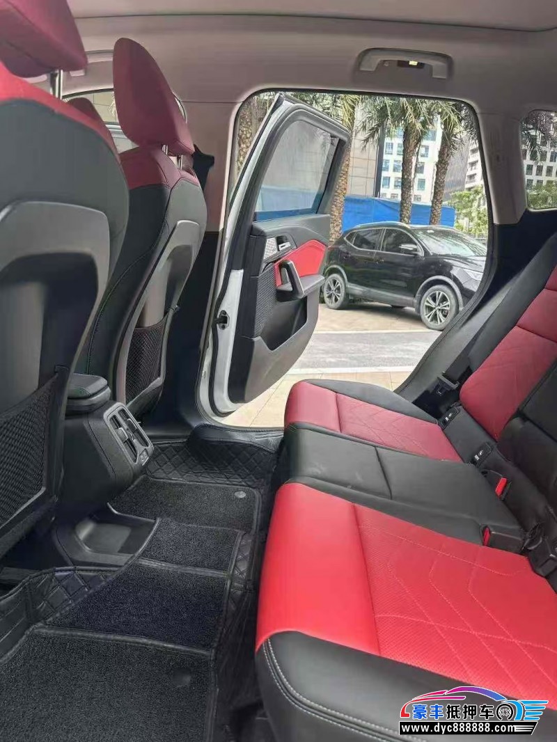 24年宝马X1轿车抵押车出售