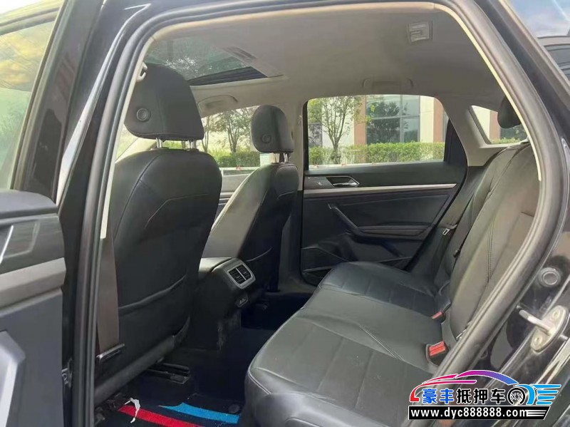 20年大众朗逸轿车抵押车出售