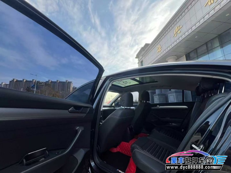 22年大众迈腾轿车抵押车出售