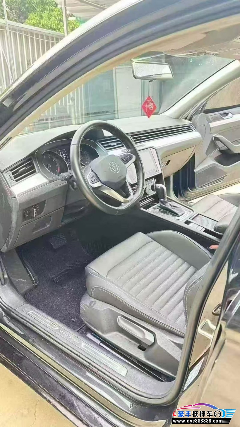 23年大众迈腾轿车抵押车出售