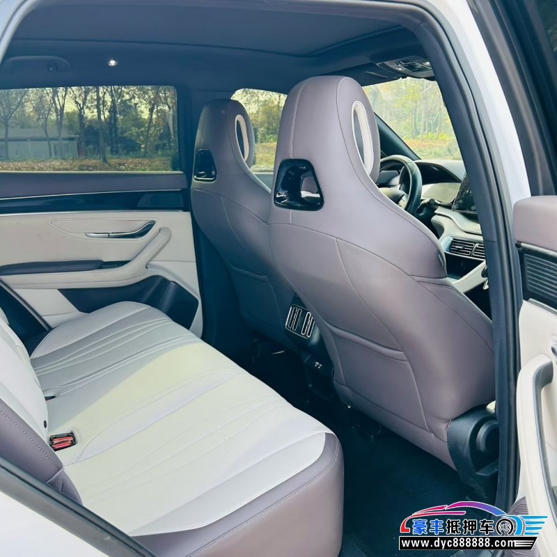 24年比亚迪宋轿车抵押车出售