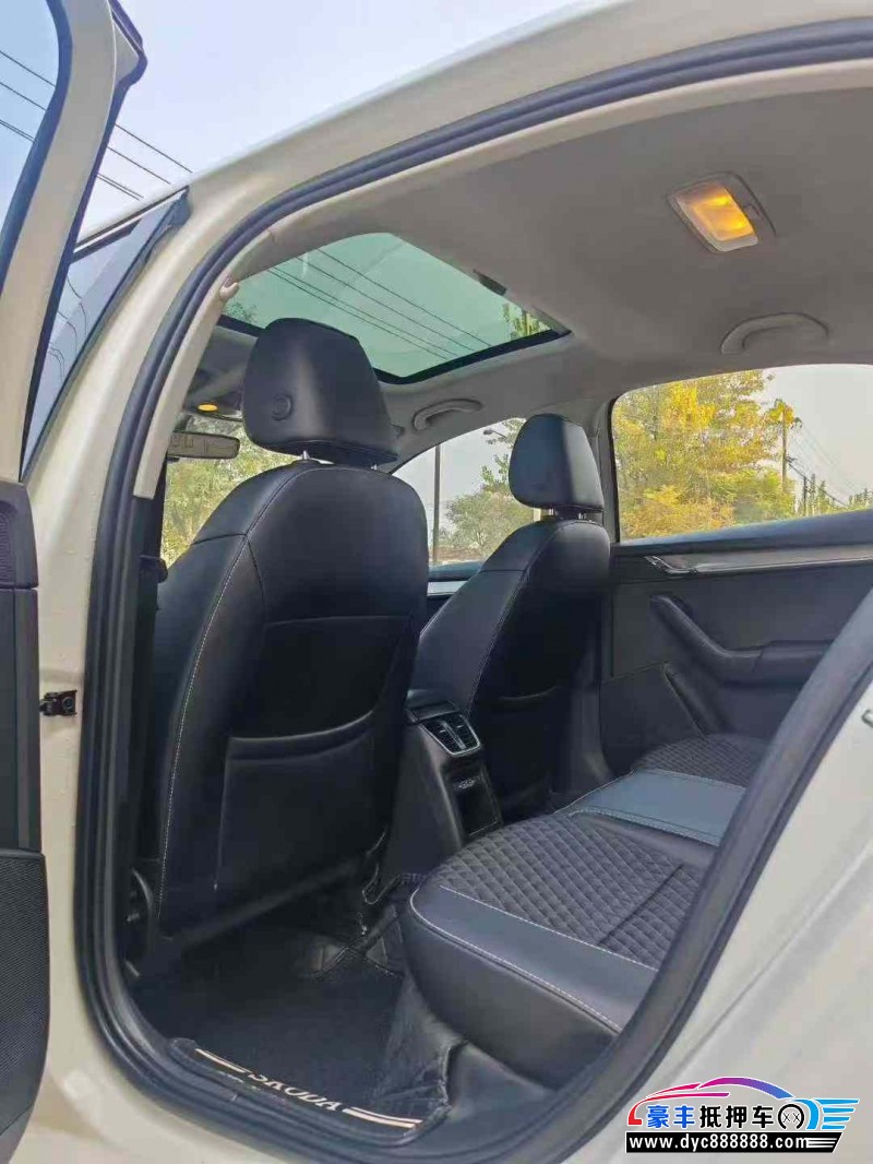 21年斯柯达明锐轿车抵押车出售