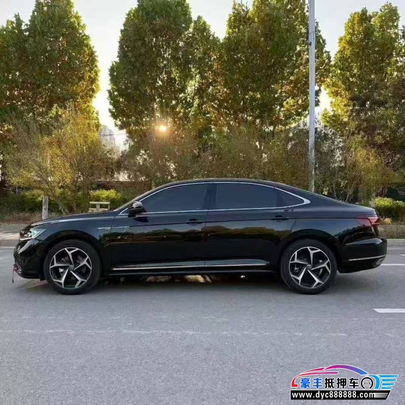 25年大众帕萨特轿车抵押车出售