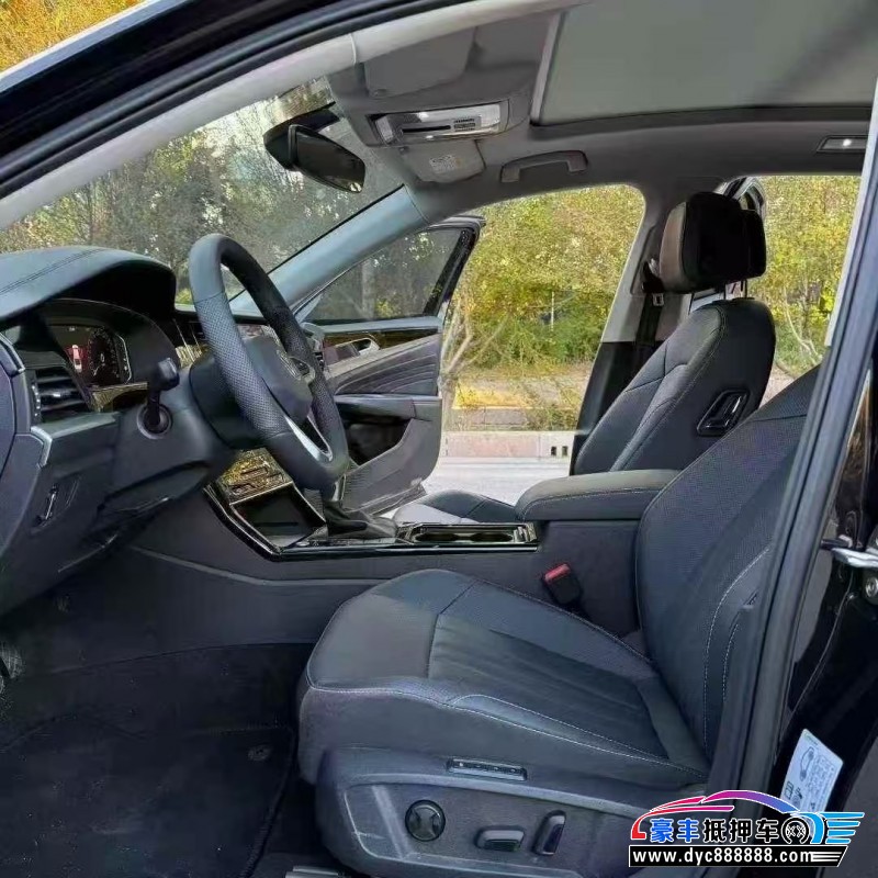 25年大众帕萨特轿车抵押车出售