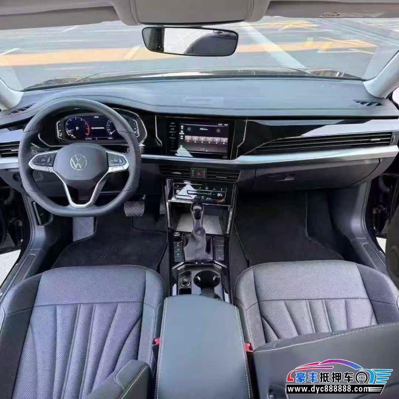 25年大众帕萨特轿车抵押车出售