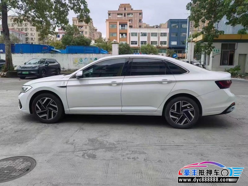 24年大众速腾轿车抵押车出售