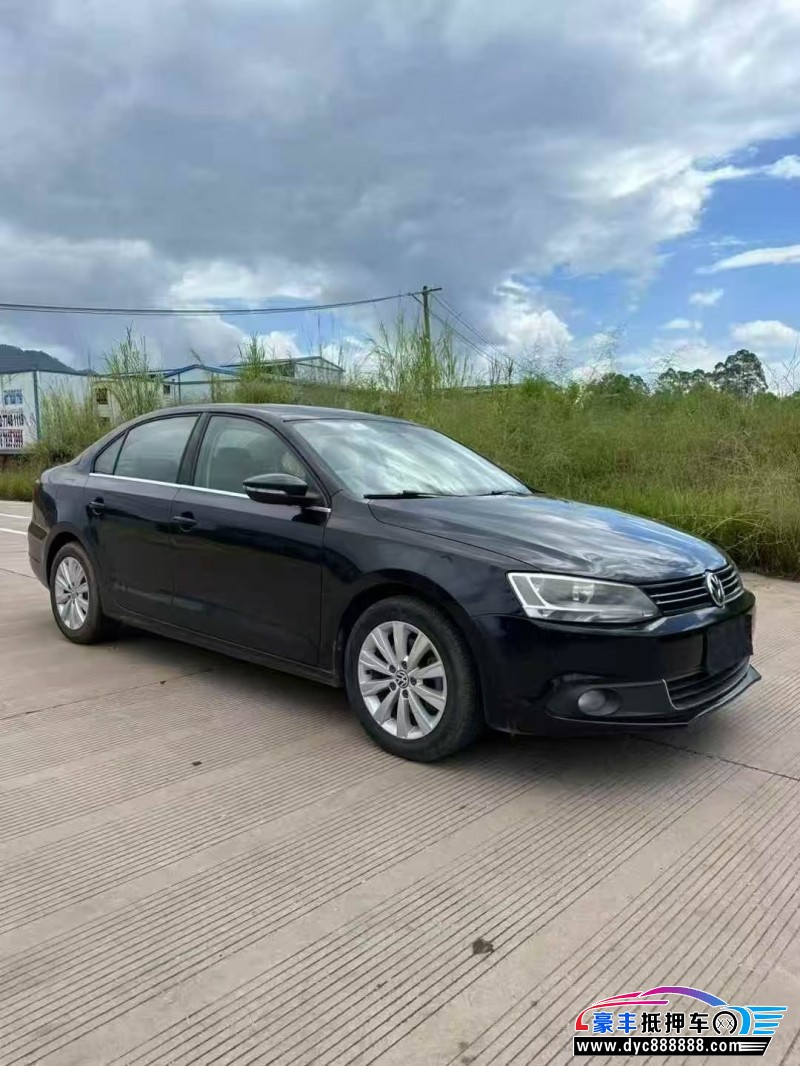 15年大众速腾轿车抵押车出售