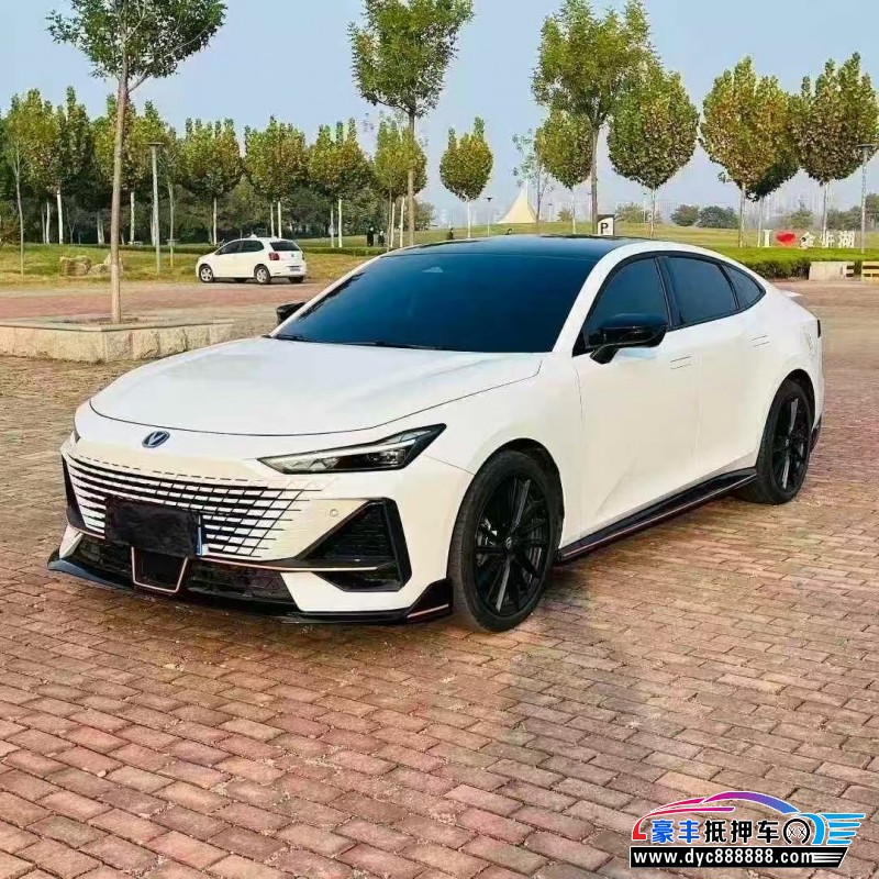 23年长安长安UNI轿车抵押车出售