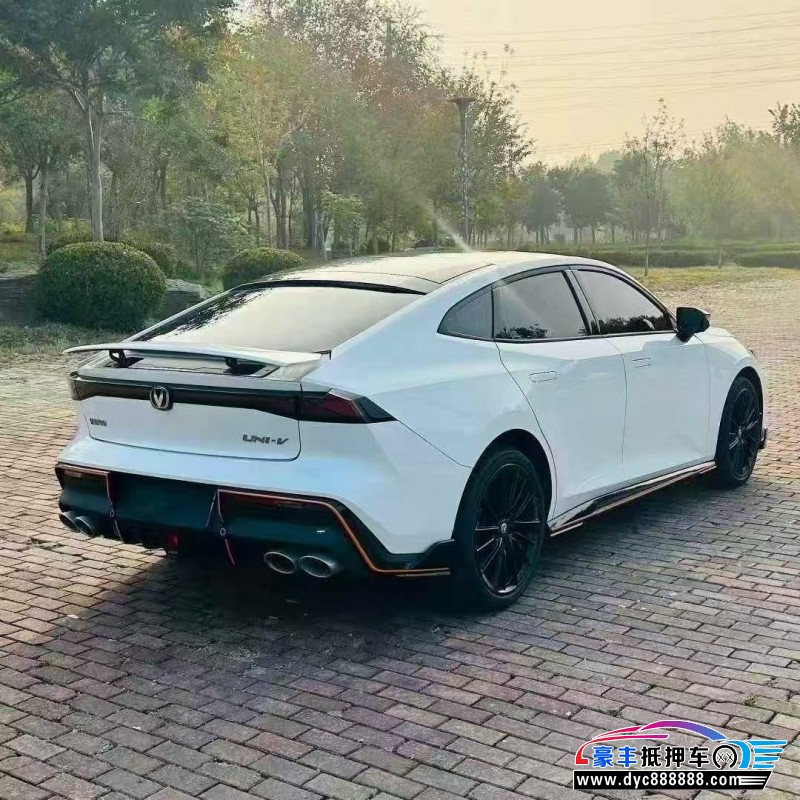 23年长安长安UNI轿车抵押车出售