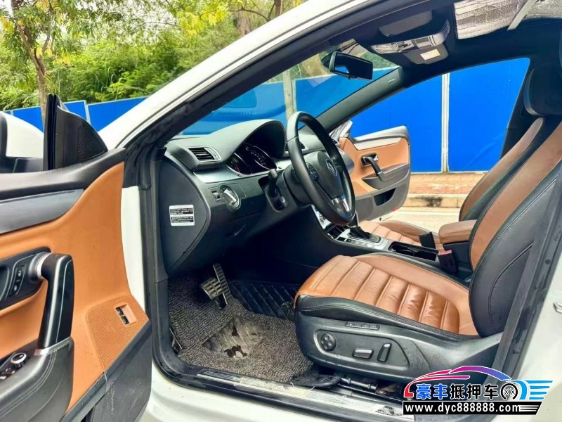 16年大众CC轿车抵押车出售