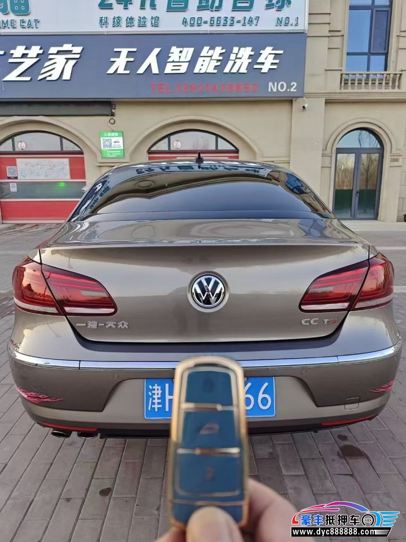 13年大众CC轿车抵押车出售