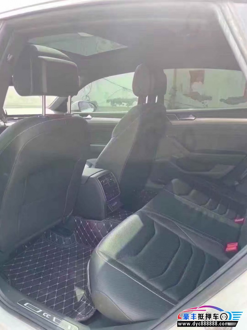 20年大众CC轿车抵押车出售