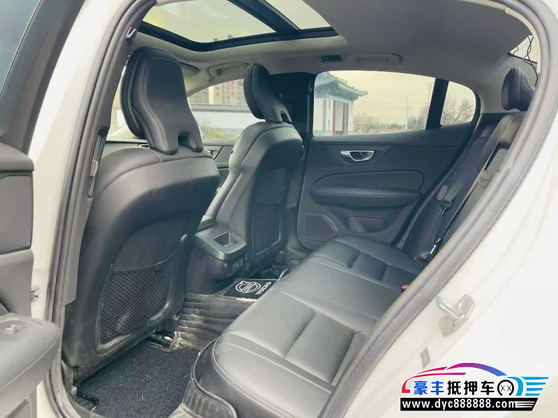 21年沃尔沃S60轿车抵押车出售