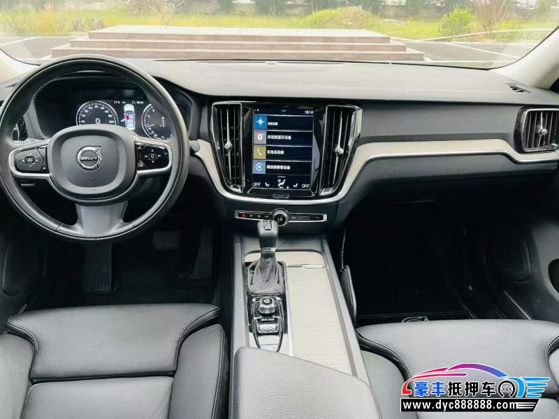 21年沃尔沃S60轿车抵押车出售