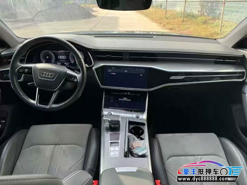 25年奥迪A6L轿车抵押车出售