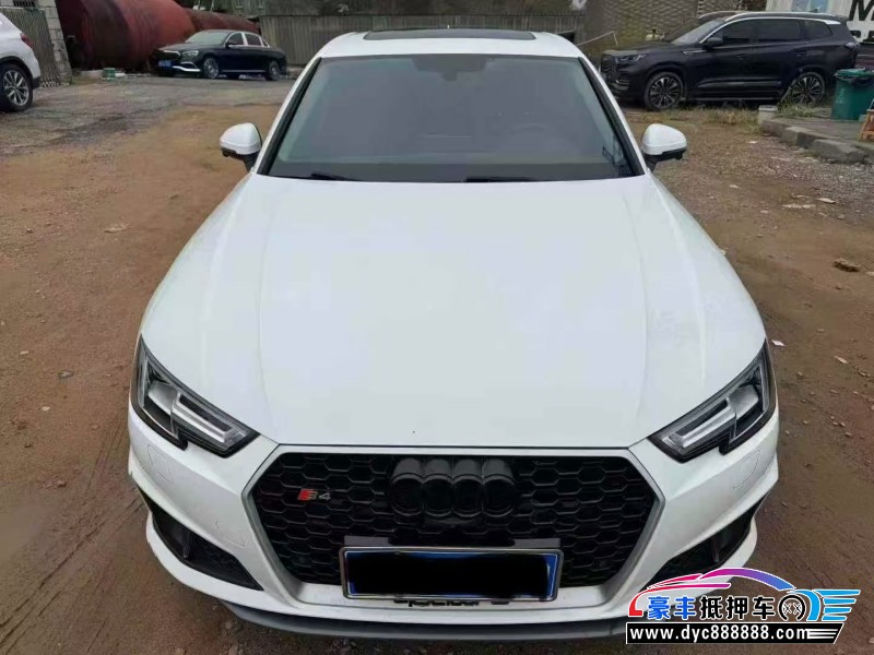 19年奥迪A4L轿车抵押车出售