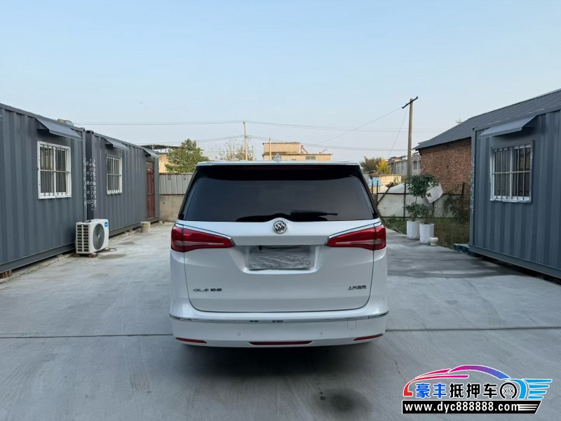 19年别克GL8轿车抵押车出售