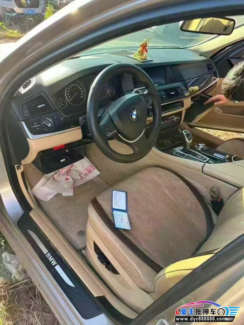 12年宝马5系轿车抵押车出售